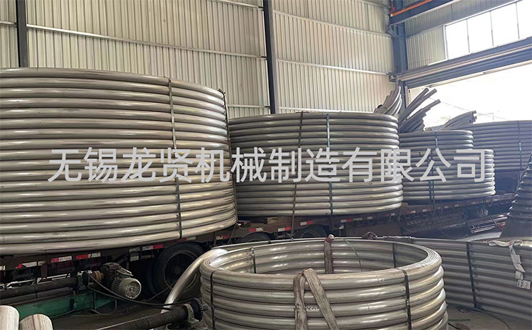 江蘇筒體半圓管哪家交貨快？龍賢：把 “急單” 變 “閃電單”，工業(yè)圈的 “準(zhǔn)時(shí)達(dá)王者”