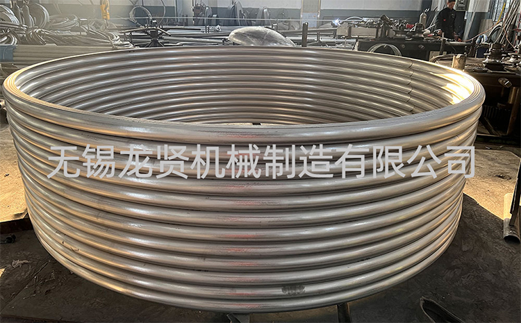 封頭半圓管操作維護(hù)的便捷性是在哪里表現(xiàn)出來(lái)的？